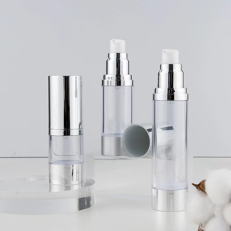 Bright/Matte Silver Vacuum Bot - Luxury Skincare Samples recension och pris